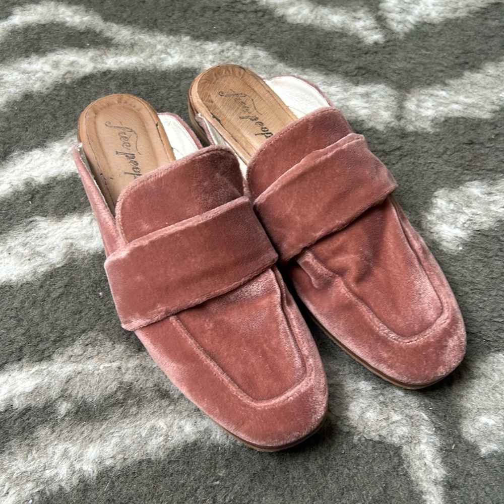 Free people pink velvet mules